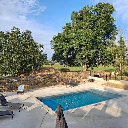 Le Clos de Ceintres Cheminas Exterior foto